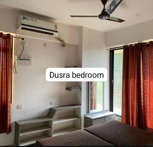 Bedroom Image of 2000 Sq.ft 2 BHK Builder Floor for rent in Maa Vaishno Apartment, Lanka Varanasi for Rs. 15000