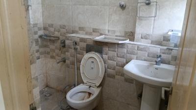 Image of 1350 Sq.ft 2 BHK Apartment / Flat for rent in R G Euphoria, Vrindavan Yojana, Lucknow for Rs. 17000