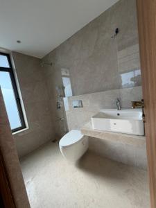 Image of 1560 Sq.ft 3 BHK Apartment / Flat for sale in Bandra West, Mumbai for Rs. 130000000