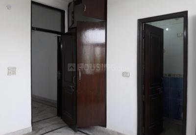 Bedroom Image of 950 Sq.ft 2 BHK Builder Floor for rent in Sant Nagar New Delhi for Rs. 34000