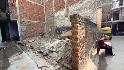 Image of 405 Sq.ft Residential Plot / Land for sale in Sangam Vihar, New Delhi for Rs. 3500000