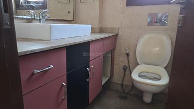 Image of 1800 Sq.ft 3 BHK Independent House for rent in Swaraj Homes RWA Hauz Khas Block C 1, Safdarjung Development Area, New Delhi for Rs. 90000