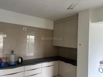 Kitchen Image of 1685 Sq.ft 3 BHK Apartment / Flat for rent in Royal Living, Vaishno Devi Circle Ahmedabad for Rs. 21000