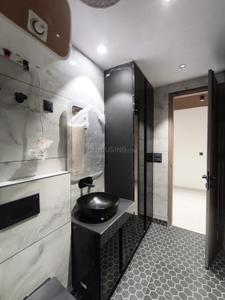 Bathroom Image of 2250 Sq.ft 3 BHK Builder Floor for sale in Sunder Homes Luxury Floors South City 1, Sector 41 Gurgaon for Rs. 23000000
