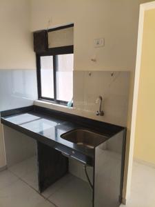 Kitchen Image of 608 Sq.ft 1 BHK Apartment / Flat for rent in Runwal Gardens Phase I, Dombivli East Thane for Rs. 15000
