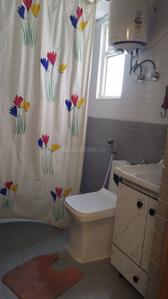 Bathroom Image of 560 Sq.ft 1 BHK Apartment / Flat for rent in ROF Amaltas, Sector 92 Gurgaon for Rs. 22000