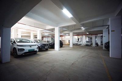 Image of 1800 Sq.ft 3 BHK Apartment / Flat for sale in Science City, Ahmedabad for Rs. 9000000