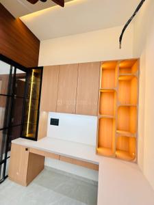 Bedroom Image of 2400 Sq.ft 4.5 BHK Independent House for rent in Amanora Park Town, Hadapsar Pune for Rs. 190000