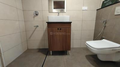 Bathroom Image of 1991 Sq.ft 4.5 BHK Apartment / Flat for sale in TVS Emerald Verde Vista, Padur Chennai for Rs. 16490000