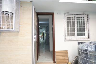 Bedroom Image of 2000 Sq.ft 4 BHK Apartment / Flat for rent in Vasant Kunj New Delhi for Rs. 145000