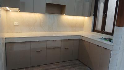 Kitchen Image of 925 Sq.ft 2 BHK Apartment / Flat for sale in Shalimar Garden Ghaziabad for Rs. 4975000