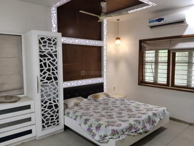 Bedroom Image of 6750 Sq.ft 3 BHK Villa for sale in Sanskruti Sentossa Greens, Vaishno Devi Circle Ahmedabad for Rs. 70000000