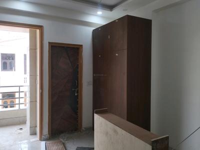 Bedroom Image of 950 Sq.ft 2 BHK Apartment / Flat for sale in Sai Apartments, Shalimar Garden Ghaziabad for Rs. 5475000