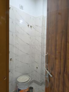 Common Bathroom Image of 900 Sq.ft 3 BHK Builder Floor for sale in Ved Vihar Ghaziabad for Rs. 3550008