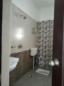 Common Bathroom Image of 2050 Sq.ft 4 BHK Apartment / Flat for rent in CGEWHO Kendriya Vihar, Phi II Greater Noida for Rs. 27000