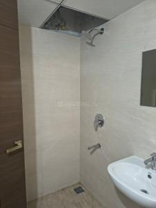 Bathroom Image of 707 Sq.ft 2 BHK Apartment / Flat for rent in Risinia Oyster, Bachupally Hyderabad for Rs. 35000