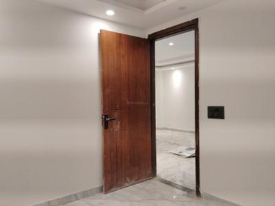 Bedroom Image of 1350 Sq.ft 3 BHK Apartment / Flat for sale in Satbari New Delhi for Rs. 12000000
