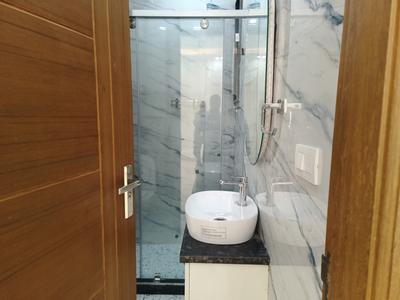 Image of 1600 Sq.ft 3 BHK Builder Floor for rent in Chittaranjan Park, New Delhi for Rs. 85000