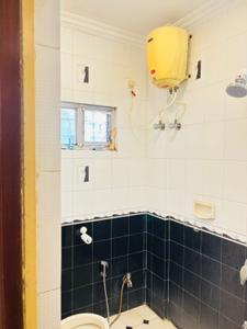 Bathroom Image of 1200 Sq.ft 2 BHK Apartment / Flat for rent in Indira Nagar Bengaluru for Rs. 72000