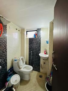 Bathroom Image of 1140 Sq.ft 3 BHK Apartment / Flat for sale in Earthshastra Nariman Point, Mahalakshmi Nagar Indore for Rs. 5000000