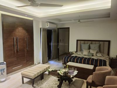 Bedroom Image of 4500 Sq.ft 3 BHK Builder Floor for sale in Safdarjung Enclave New Delhi for Rs. 84900000