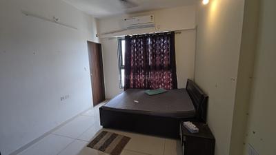 Bedroom Image of 850 Sq.ft 3 BHK Apartment / Flat for rent in Adani Amogha, Shantigram Ahmedabad for Rs. 45000