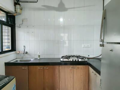 Kitchen Image of 1900 Sq.ft 4 BHK Apartment / Flat for rent in Kasarvadavali Thane for Rs. 72000