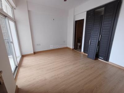 Bedroom Image of 980 Sq.ft 2.5 BHK Apartment / Flat for sale in Gardenia Golf City Phase 4, Sector 75 Noida for Rs. 8200005