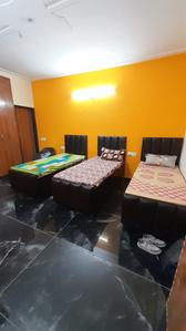 Bedroom Image of Guru Kirpa Girls Pg in Sector 61, Noida