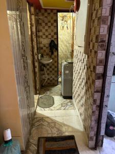 Bathroom Image of 1150 Sq.ft 2 BHK Builder Floor for rent in Sector 26 Noida for Rs. 36125