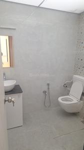Bathroom Image of 900 Sq.ft 2 BHK Apartment / Flat for rent in Palan Gagangiri Elanza, Mulund East Mumbai for Rs. 47000