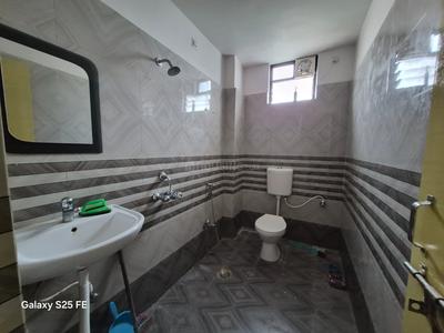 Bathroom Image of 1205 Sq.ft 2 BHK Apartment / Flat for rent in Pundag Ranchi for Rs. 14000