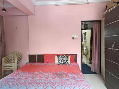 Bedroom Image of 550 Sq.ft 2 BHK Apartment / Flat for sale in Mahim Mumbai for Rs. 22500000