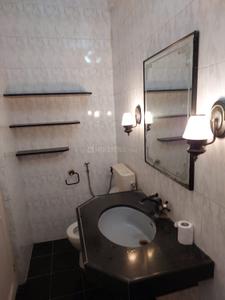 Bathroom Image of 1750 Sq.ft 2 BHK Apartment / Flat for rent in Koregaon Park Pune for Rs. 65000