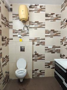 Image of 4000 Sq.ft 4 BHK Independent House for rent in Green Park, New Delhi for Rs. 120000