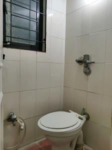 Common Bathroom Image of 845 Sq.ft 2 BHK Apartment / Flat for rent in Kasarvadavali Thane for Rs. 23500