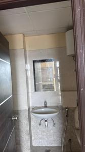 Bathroom Image of 1513 Sq.ft 3 BHK Apartment / Flat for sale in Indosam 75, Sector 75 Noida for Rs. 20000000