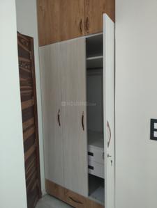 Bedroom Image of 1000 Sq.ft 2 BHK Builder Floor for rent in Preet Vihar New Delhi for Rs. 28000
