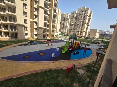 Image of 640 Sq.ft 2 BHK Apartment / Flat for sale in Signature Global Orchard Avenue , Sector 93, Gurgaon for Rs. 5800000