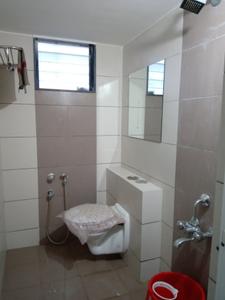 Bathroom Image of 1000 Sq.ft 2 BHK Apartment / Flat for sale in Amar Aashray Apartments, Kalali Vadodara for Rs. 3500000