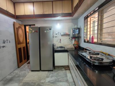 Kitchen Image of 2205 Sq.ft 3 BHK Independent House for sale in Memnagar Ahmedabad for Rs. 32500000