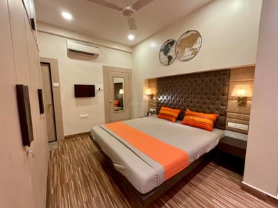 Bedroom Image of 575 Sq.ft 1 BHK Apartment / Flat for rent in Cumballa Hill Mumbai for Rs. 160000