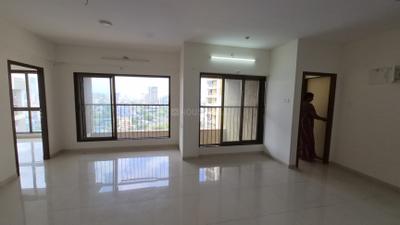 Living Room Image of 1050 Sq.ft 3.5 BHK Apartment / Flat for sale in Chandak Nischay, Dahisar East Mumbai for Rs. 22000000