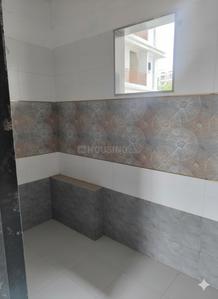 Bathroom Image of 876 Sq.ft 2 BHK Apartment / Flat for sale in Shree Siddheshwar Pride, Waghodia Road Vadodara for Rs. 3450000