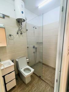 Bathroom Image of 2000 Sq.ft 2 BHK Builder Floor for rent in Greater Kailash New Delhi for Rs. 60000