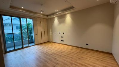Bedroom Image of 2700 Sq.ft 4 BHK Builder Floor for sale in New Friends Colony New Delhi for Rs. 80000000