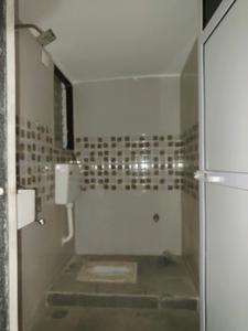 Common Bathroom Image of 685 Sq.ft 1 BHK Apartment / Flat for sale in Munish Emonics Tower, Vasai East Vasai for Rs. 3800000