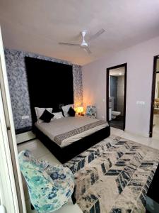 Bedroom Image of 2350 Sq.ft 3.5 BHK Apartment / Flat for sale in Gulnaar Meadows, Bhabat Zirakpur for Rs. 13500000