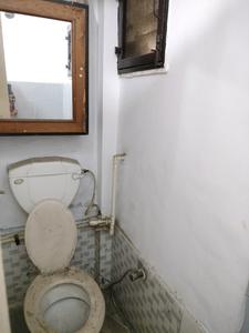 Common Bathroom One Image of 430 Sq.ft 1 BHK Apartment / Flat for sale in Sector 23B Dwarka New Delhi for Rs. 7400000