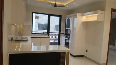 Kitchen Image of 2450 Sq.ft 4 BHK Builder Floor for sale in Ansal Esencia Sector 67, Sector 67 Gurgaon for Rs. 25000000